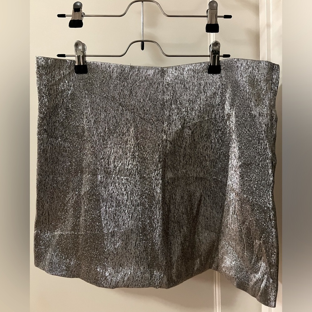 Shimmered mini skirt
